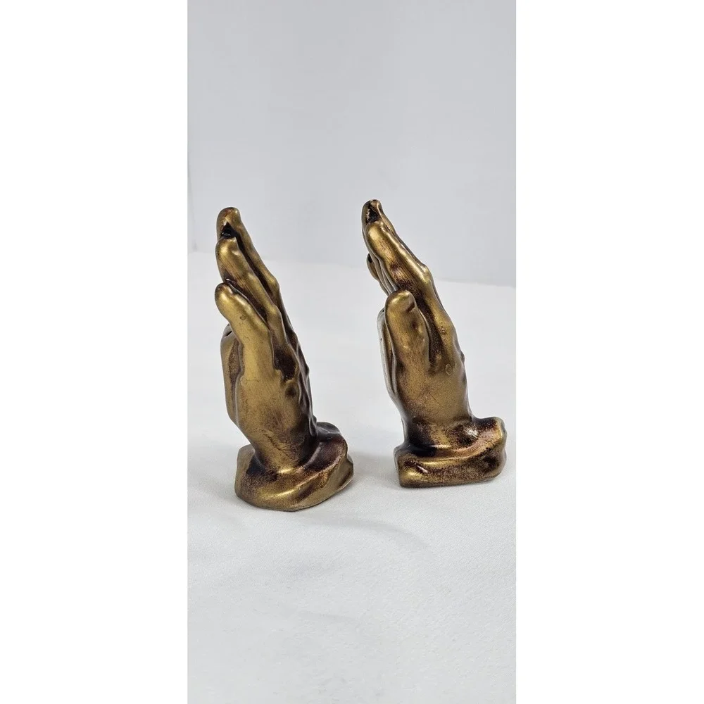 The Unbranded Brand vintage ceramic
